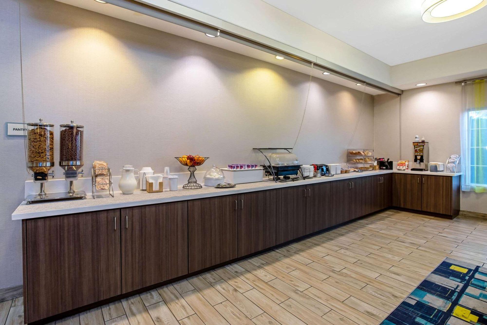 La Quinta By Wyndham Manteca - Ripon Hotel Bagian luar foto